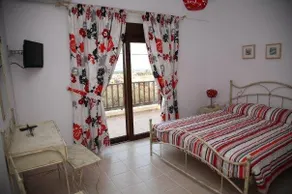 Family Villa Rousa in Rethymno with Pool, BBQ and Kids Area - Image 3