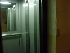 Anasta Apartment - Image 4