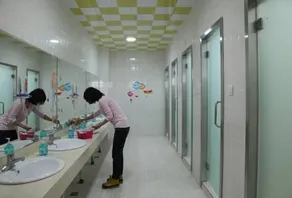 Xi'An Capsule Hotel - Image 5