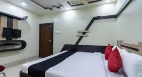 Blue Diamond Hotel And Restaurant by OYO Rooms - Image 4