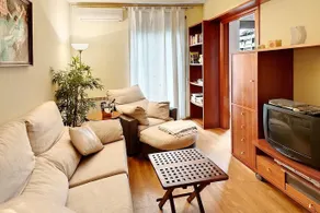 Apartments Barcelona & Home Deco St Joan - Image 4