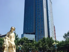 Days Hotel & Suites Tongce Shilin - Image 5