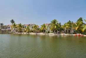 Lake Palace Resort - Image 2