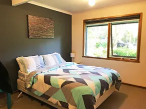 Sandy Point Luxury Beach House - Image 5