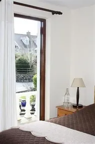 Sea Breeze Country House - Image 4