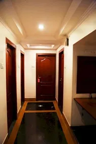 OYO Rooms Osho Park - Image 4