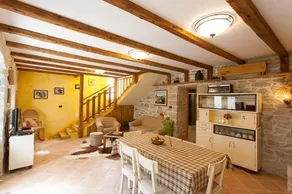 House Franz 452 - Image 3