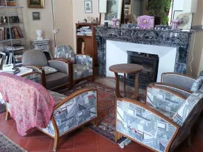18TH-CENTURY HAUTE-GARONNE GUEST HOUSE - Image 3