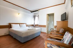 Mike Hotel - Image 3