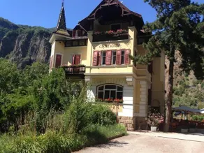 Schlosshof Castello - Image 2