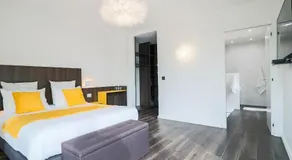 Luxurious villa in Mougins with swimming pool - Image 5