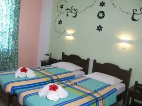 George's Place - Image 3