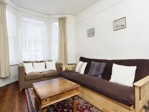 Veeve  1 Bed Garden Flat Bloom Park Road Fulham - Image 5