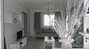 Iris Apartments - Image 4