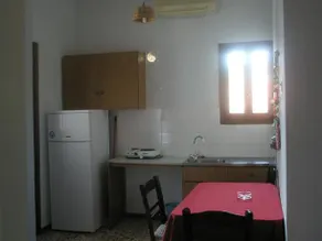 Arriba Apartments - Image 2