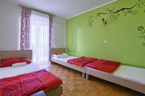 Hostel Step - Image 4