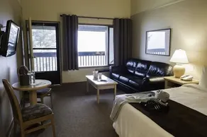 Radium Resort - Image 5