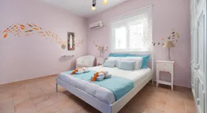 Art Center Apartments - Image 2
