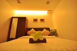 White Hotel - Image 4