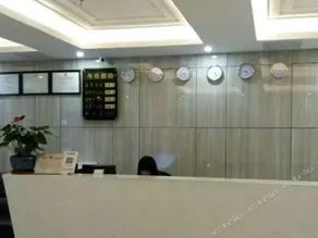 RIHUA HOTEL - Image 1