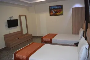 Hotel The Paramont - Image 3