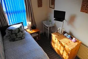 McHalls Hotel - Image 2