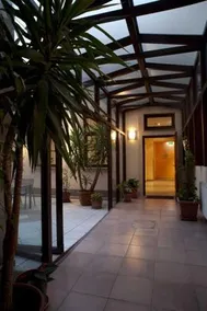 Dongfeng Boutique Quadrangle Courtyard Resort Hotel - Image 2