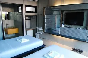 Born 2 Sleep Hotel - Image 3
