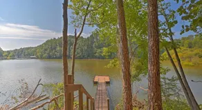 Pet friendly Toccoa Home w Deck Lake Access - Image 5