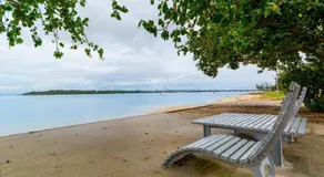 Spacious unit with views of Pumicestone - Wattle Ave Bongaree - Image 5