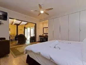 Blue Roan Country Lodge - Image 5