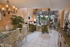 Anchorage Beach Resort - Image 4