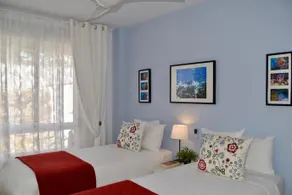 Apartment in La Mairena - Image 4