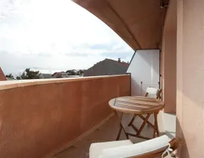 Cro Jet Set Palace - Image 4