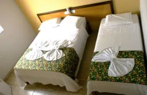 Flip Palace Hotel - Image 2