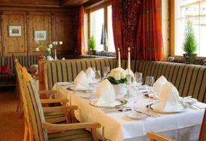 hotel & chalet madlochBlick - Image 2