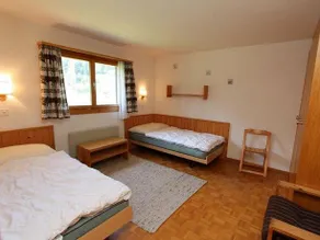 Alexandra Appartement/Fewo, Bad, WC, 3 Schlafräume 4.5 Zimmerwohnung - 6 Betten - Image 5