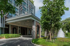 Pornping Tower Hotel - Image 2
