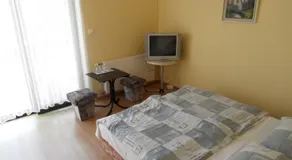 Unio Guesthouse - Image 2