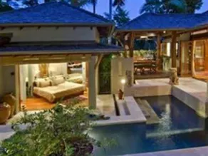 The Boutique Collection at 10 Mitre Street Port Douglas - Image 4