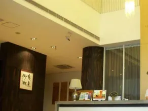 Shanghai Way Station Boutique Hotel - Image 2