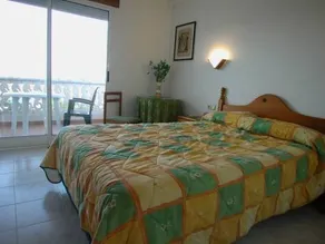 Hotel Crystal Park - Image 2