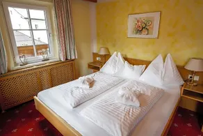 Ebner's Wohlfühlhotel Gasthof Hintersee - Image 3