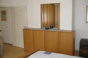Haus Brand - Image 2