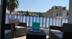 Grand Appartement Terrasse Parking - Image 3