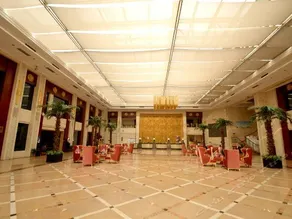 MENGHU HOLIDAY HOTEL - Image 4