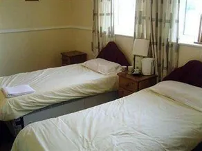 Village Inn Corby - Image 3