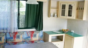 Aqua Camp Mobilhazak - Castrum Kemping Heviz - Image 2