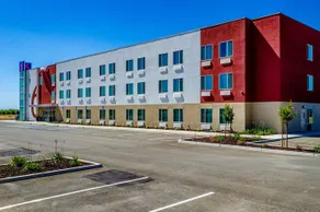 SureStay by Best Western Livingston Merced County - Image 5
