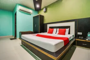 Hotel Seven Seas by OYO Rooms - Image 5